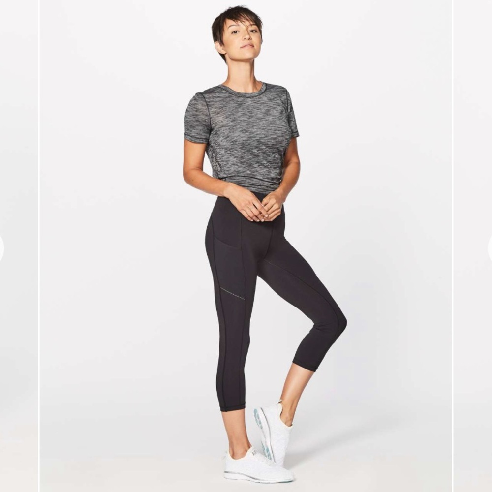 Lululemon Speed Up Crop Leggings (21")
